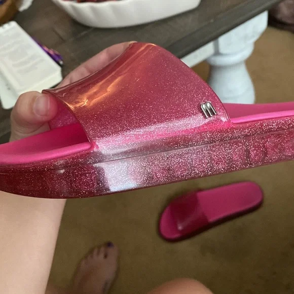 Melissa slides - Picture 3 of 11